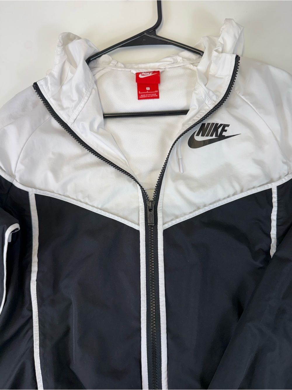 Nike Women’s White & Black Bomber Jacket with Hood